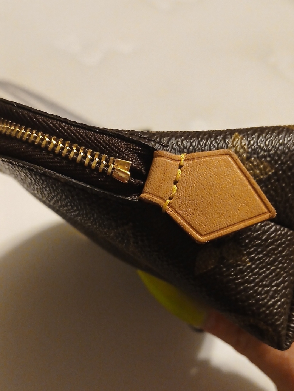 Make Up Pouch - Picture 9 of 11